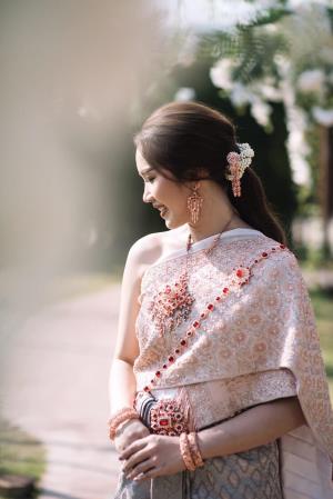 ชุดไทยเจ้าสาว ชุดไทยจักรพรรดิ์ เช่าที่แบมบี้ เวดดิ้ง ห้วยขวาง